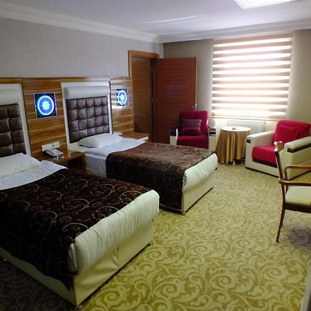 Demosan Hotel Karaman ภายนอก รูปภาพ