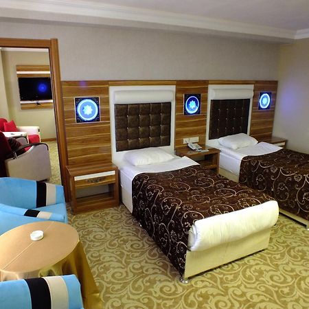 Demosan Hotel Karaman ภายนอก รูปภาพ
