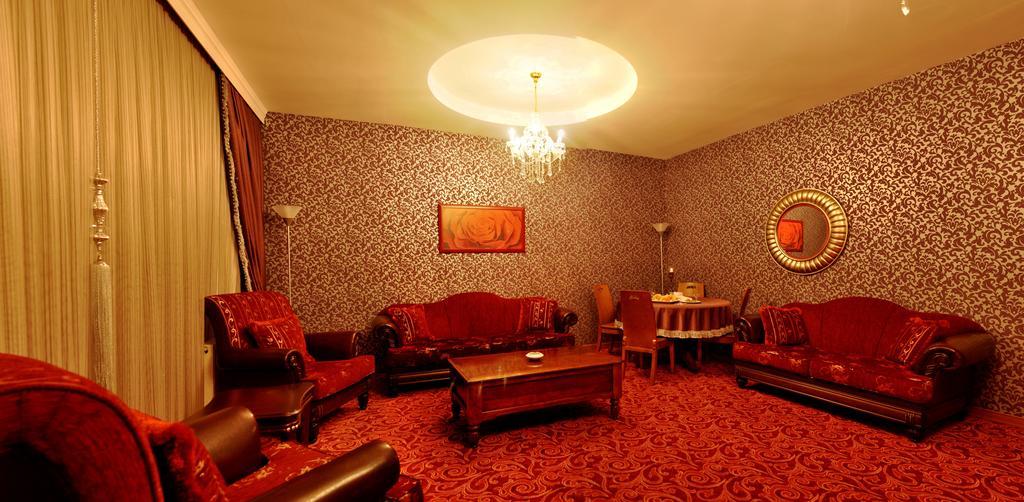 Demosan Hotel Karaman ภายนอก รูปภาพ