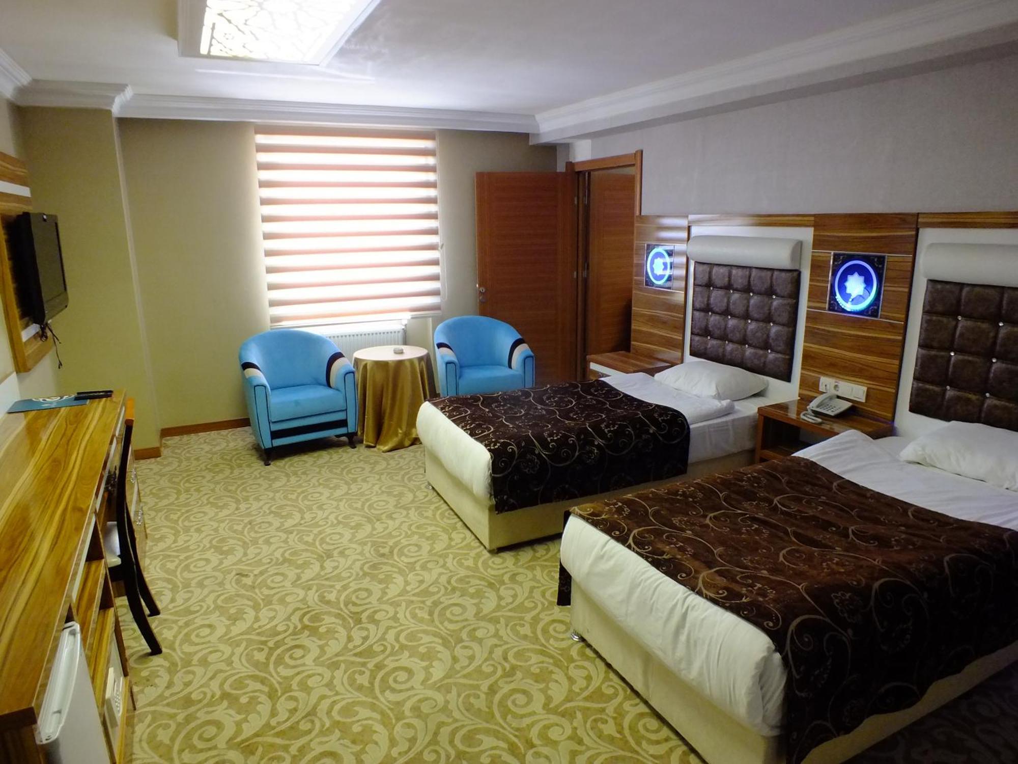 Demosan Hotel Karaman ภายนอก รูปภาพ
