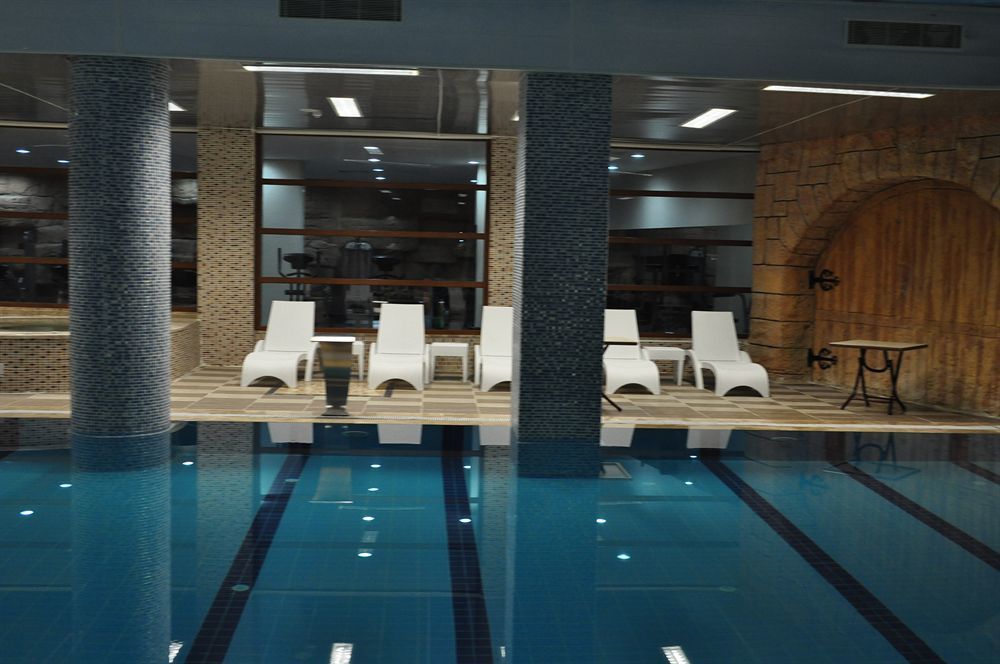 Demosan Hotel Karaman ภายนอก รูปภาพ