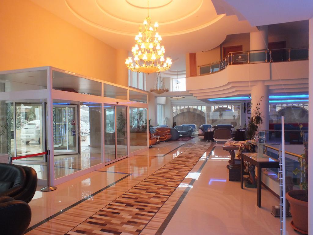 Demosan Hotel Karaman ภายนอก รูปภาพ