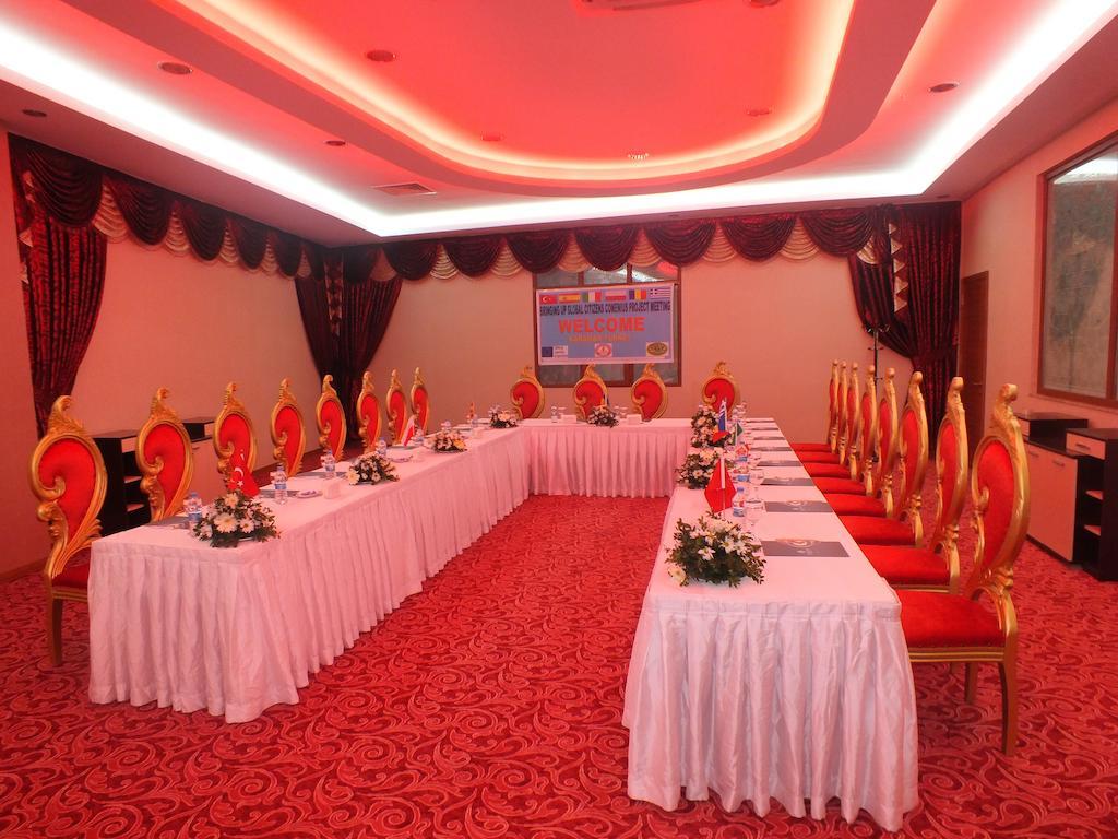 Demosan Hotel Karaman ภายนอก รูปภาพ